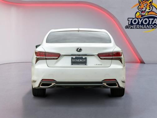 Eminent White Pearl 2018 Lexus LS 500 Base