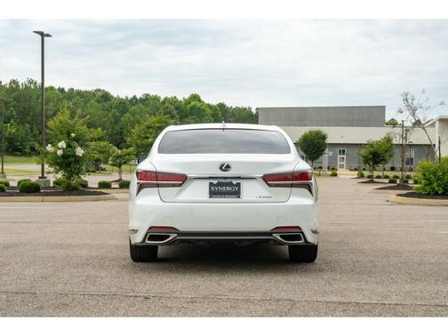 Eminent White Pearl 2018 Lexus LS 500 Base