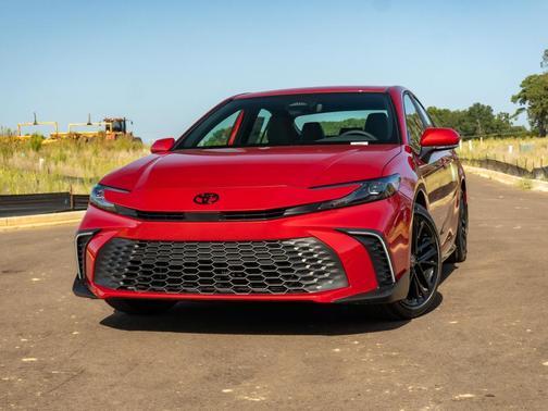 Supersonic Red 2026 Toyota Camry SE