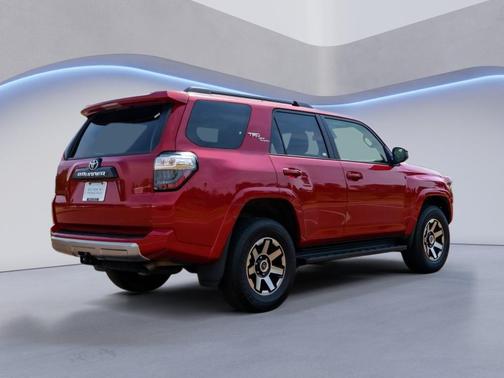2024 Toyota 4Runner TRD Off Road