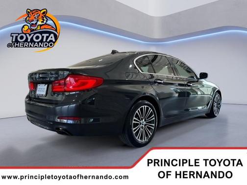 2018 BMW 540 540i