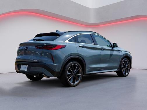 2024 INFINITI QX55 LUXE