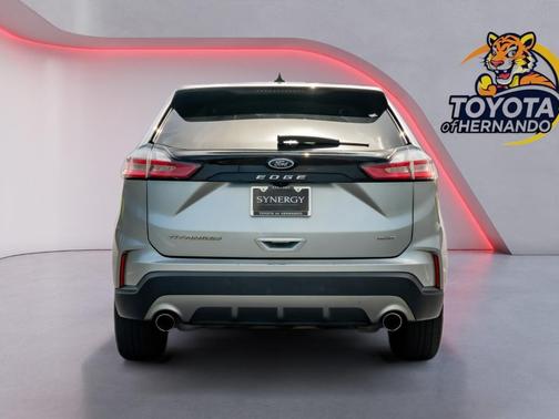 Iconic Silver Metallic 2024 Ford Edge Titanium
