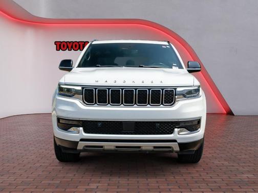 Bright White Clearcoat 2023 Jeep Wagoneer L Series II 4x4
