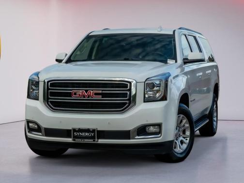 Summit White 2017 GMC Yukon XL SLT