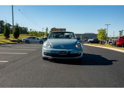 Denim Blue/Black Roof 2013 Volkswagen Beetle 2.5L