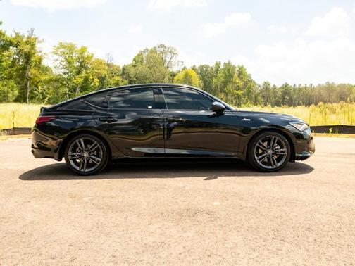 Majestic Black Pearl 2024 Acura Integra A-SPEC