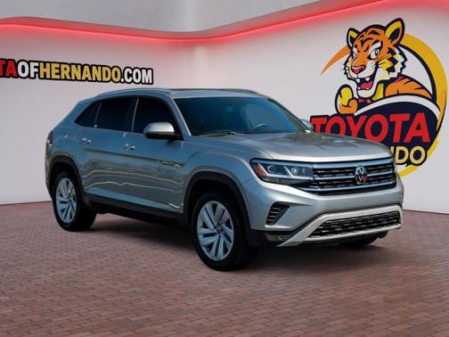 Pyrite Silver Metallic 2023 Volkswagen Atlas Cross Sport 3.6L V6 SE w/Technology