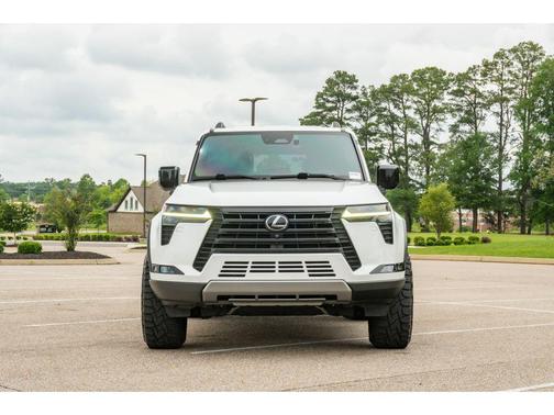 Eminent White Pearl 2024 Lexus GX 550 Overtrail