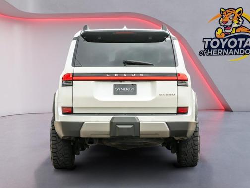 Eminent White Pearl 2024 Lexus GX 550 Overtrail