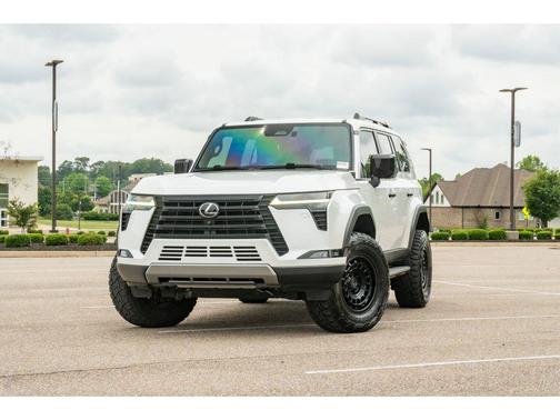 Eminent White Pearl 2024 Lexus GX 550 Overtrail