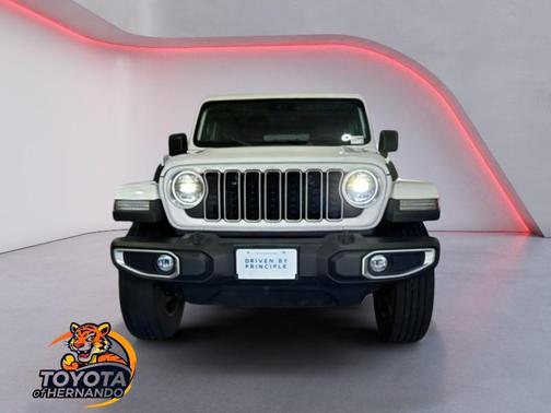 2024 Jeep Wrangler 4-Door Sahara 4x4