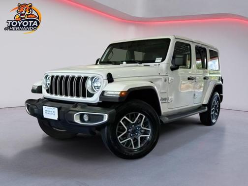 2024 Jeep Wrangler 4-Door Sahara 4x4