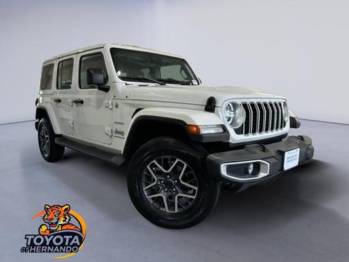 2024 Jeep Wrangler 4-Door Sahara 4x4