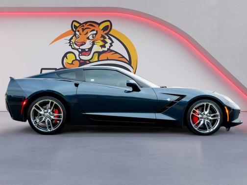 Night Race Blue Metallic 2016 Chevrolet Corvette Stingray Z51
