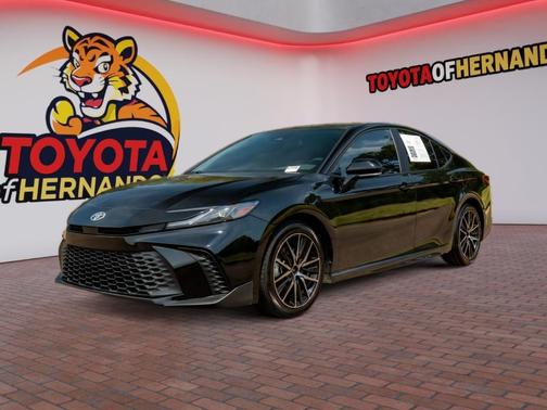 Midnight Black Metallic 2025 Toyota Camry SE