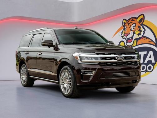 JEWEL RED MET TINTED CC 2024 Ford Expedition Limited