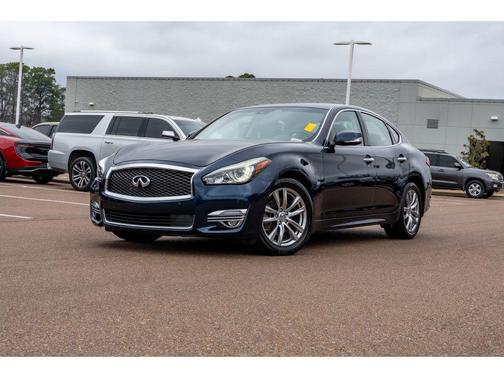 2019 INFINITI Q70 3.7 LUXE