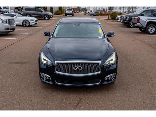 2019 INFINITI Q70 3.7 LUXE