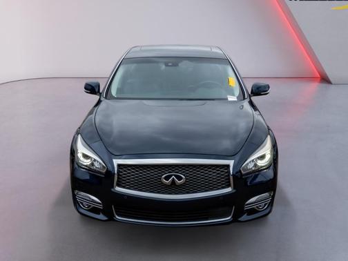 2019 INFINITI Q70 3.7 LUXE