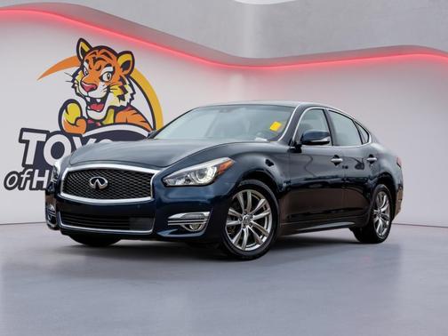 2019 INFINITI Q70 3.7 LUXE