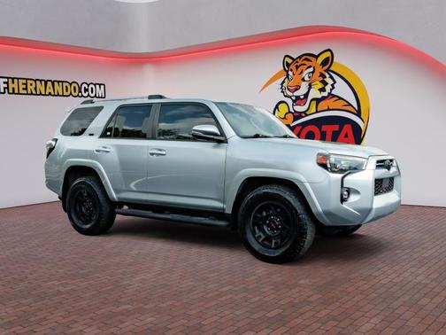Classic Silver Metallic 2022 Toyota 4Runner SR5 Premium