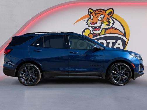 2022 Chevrolet Equinox FWD RS
