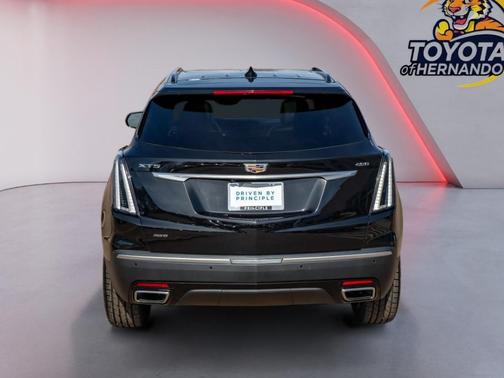 2021 Cadillac XT5 Sport