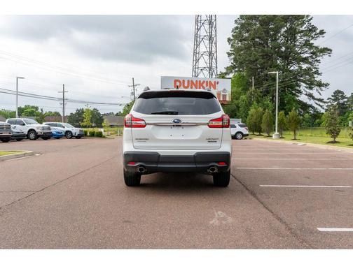Crystal White Pearl 2021 Subaru Ascent Touring 7-Passenger