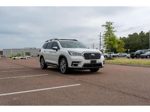 Crystal White Pearl 2021 Subaru Ascent Touring 7-Passenger