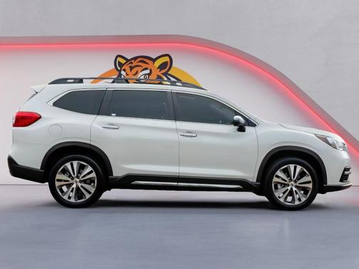 Crystal White Pearl 2021 Subaru Ascent Touring 7-Passenger