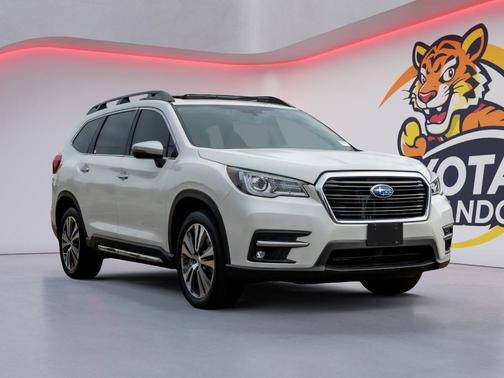 Crystal White Pearl 2021 Subaru Ascent Touring 7-Passenger