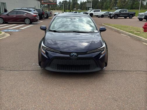 2022 Toyota Corolla Hybrid LE