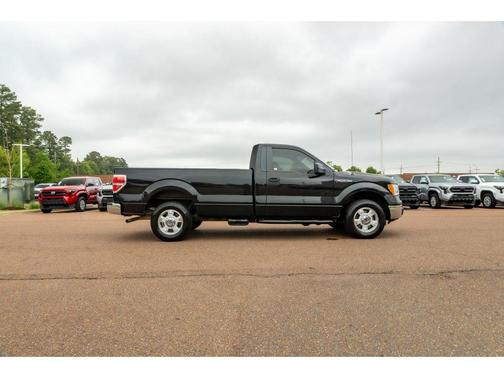 TUXEDO BLACK METALLIC 2013 Ford F-150 XL