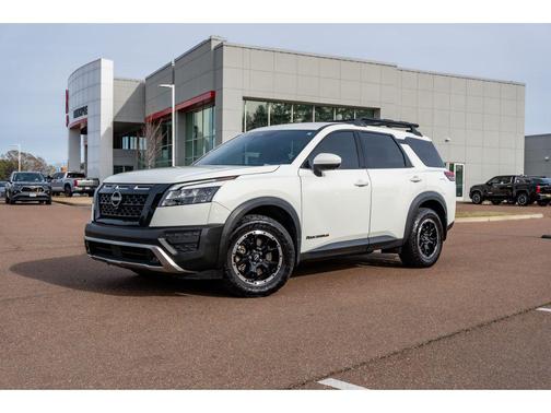 2023 Nissan Pathfinder Rock Creek 4WD