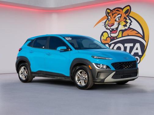 2022 Hyundai KONA SE