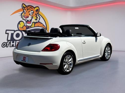 Candy White/Beige Roof 2013 Volkswagen Beetle 2.0L TDI