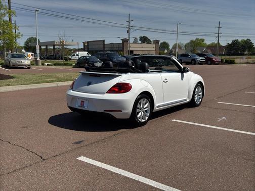 2013 Volkswagen Beetle 2.0L TDI