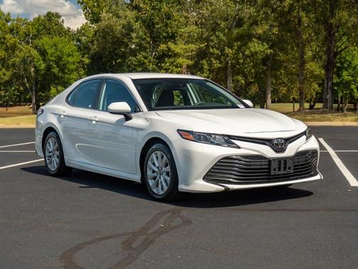 Super White 2019 Toyota Camry LE