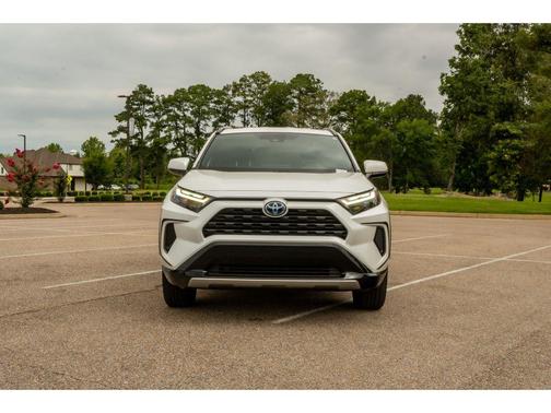 Wind Chill Pearl 2024 Toyota RAV4 Hybrid SE