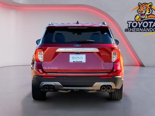 2022 Ford Explorer Platinum