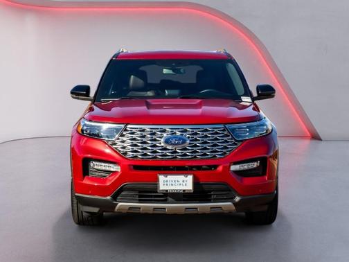 2022 Ford Explorer Platinum