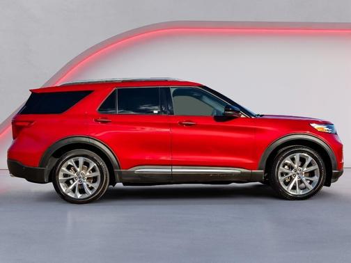 2022 Ford Explorer Platinum