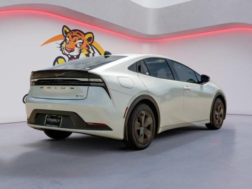 Wind Chill Pearl 2026 Toyota Prius Plug-In Hybrid SE