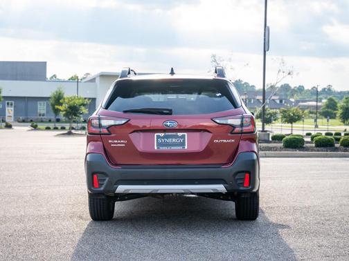 Crimson Red Pearl 2021 Subaru Outback Limited