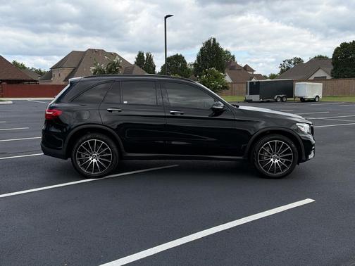 Black 2019 Mercedes-Benz GLC 300 Base