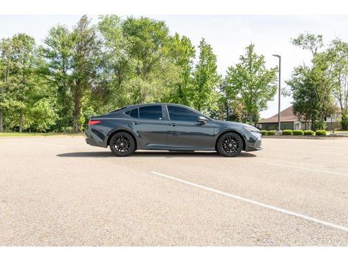 Underground 2026 Toyota Camry SE