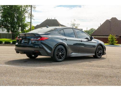 Underground 2026 Toyota Camry SE