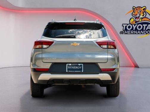 Sterling Gray Metallic 2025 Chevrolet Trailblazer LT