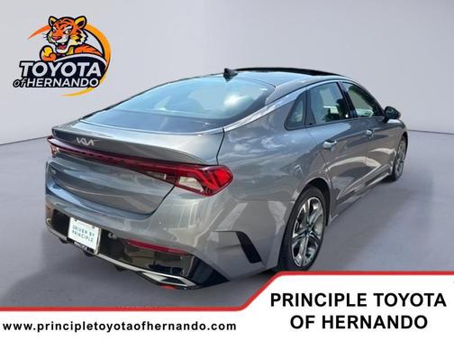 2023 Kia K5 EX